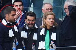 Cổ đông chính của Newcastle muốn mua lại Chelsea