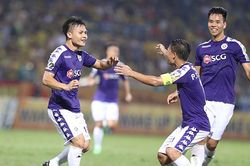 Bóng đá Việt Nam hôm nay: Thanh Hóa vs Đà Nẵng (17h00). Hà Nội vs TPHCM (19h15)