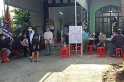 Rủ nhau ra sông Ba tắm, 2 em học sinh đuối nước thương tâm
