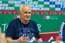 HLV Petrovic: 'Tôi như đang chiến đấu trên sân cùng các cầu thủ của mình'