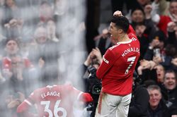 Ronaldo trở thành 'cây săn bàn' xuất sắc nhất mọi thời đại
