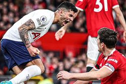 MU: Harry Maguire có đáng trách hay không?