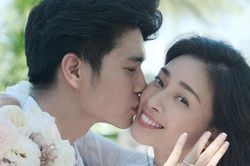Ngô Thanh Vân công bố nhận lời cầu hôn từ Huy Trần