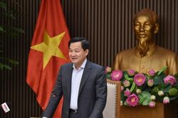 Tăng cường kiểm soát, chống thẩm lậu xăng dầu qua biên giới