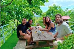 Giới thiệu, quảng bá văn hóa bản địa qua hoạt động homestay
