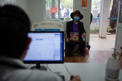 Người tái nhiễm nCoV có xu hướng gặp triệu chứng nặng