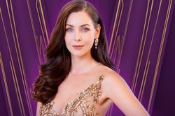 Miss Universe 2005 Natalie Glebova làm giám khảo Hoa hậu Hoàn vũ Việt Nam 2022