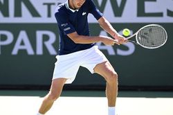 Tay vợt số 1 thế giới sớm dừng bước ở Indian Wells Masters 2022