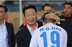 Bầu Hiển hết tiền để giữ chân Quang Hải?