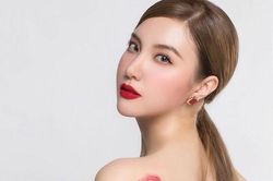 Hạnh Sino biến hóa phong cách đa dạng, mix đồ sexy