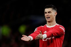 Man Utd bị loại khỏi Champions League