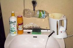 Đồ dùng bị hư mà hết tiền sửa, dân mạng nhanh trí nảy ra 1001 sáng kiến khó đỡ