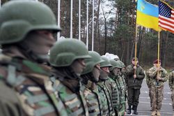 Chuyên gia Nga bình luận kế hoạch đưa lực lượng gìn giữ hòa bình NATO vào Ukraine