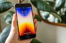 Những đánh giá đầu tiên về iPhone SE 2022