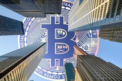 Các quỹ đầu tư đang đổ tiền vào Bitcoin