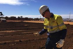 Australia chi 360 triệu USD tài trợ để ngáng chân Trung Quốc trong lĩnh vực khai khoáng