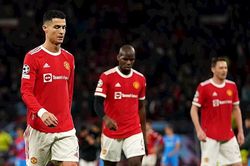 Lượt về vòng 1/8 Champions League: Tiếc cho PSG, tạm biệt M.U và Juventus