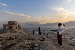 Cao tốc chết chóc nhất Afghanistan dần hồi sinh