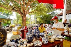 Sân chơi của những người mê cổ vật