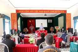 Thành phố: Gặp mặt, đối thoại với nông dân xã Chiềng Xôm