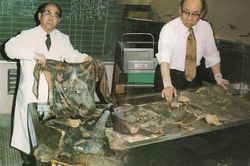 Bộ sưu tập 2000 lớp da người: Tiến sĩ giúp dân nghèo xăm hình rồi lấy da khi mất