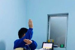 Ở nhà cũng mắc Covid-19, sao người lớn sợ không dám để trẻ đi học?