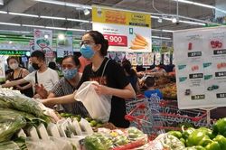 Lạm phát Việt Nam có thể đạt ngưỡng 6%, liệu có đáng lo ngại?