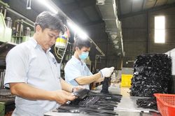 'Con người là yếu tố quyết định sự thành bại của doanh nghiệp'