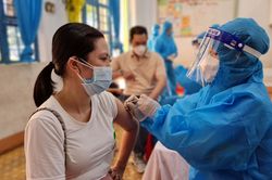 F1 đã tiêm đủ vắc xin phòng Covid-19 thực hiện cách ly y tế 5 ngày tại nhà