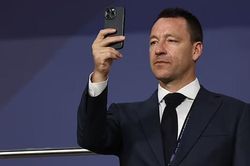 John Terry lên kế hoạch góp vốn mua 10% cổ phần của Chelsea