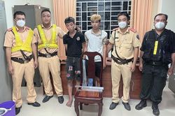 Bắt 2 đối tượng dùng hung khí cướp xe máy trên quốc lộ 51