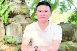 Chàng trung úy trẻ say mê văn chương