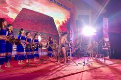 Liên hoan diễn xướng dân gian văn hóa các dân tộc khu vực Trường Sơn-Tây Nguyên: Ngày hội văn hóa đặc sắc