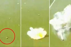 Lựu đạn phát nổ trong trận đấu của đội bóng cũ của Messi