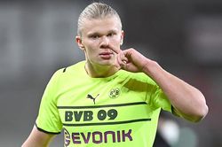 Erling Haaland có xứng đáng với giá 300 triệu bảng?