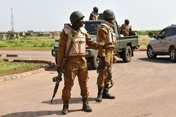 Nhiều binh sĩ thiệt mạng trong vụ tấn công tại Burkina Faso