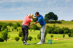 Vì sao doanh nhân thành đạt khắp thế giới đều thích chơi golf?