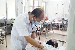 Hai ca tử vong do sốt xuất huyết, chuyên gia khuyến cáo đề phòng nhầm với COVID-19