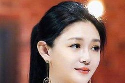 Từ Hy Viên đoàn tụ chồng mới sau 24 năm