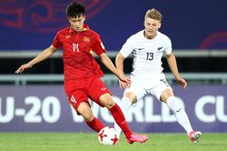 Bài học cho các CLB