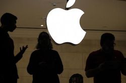 Cựu nhân viên của Apple gian lận 10 triệu USD