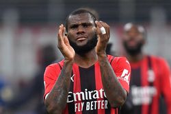 Báo Italy: 'Barca hoàn tất thủ tục đón tân binh từ Milan'