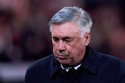 Real Madrid: Sự mất trí của nhà thông thái Ancelotti