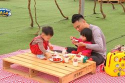 Khắc Việt và 2 con sinh đôi tham gia hot show 'Mẹ vắng nhà Ba là siêu nhân'