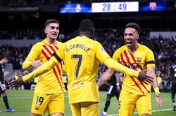 Barcelona đại thắng trận Kinh điển: Lịch sử sang trang ở Bernabeu