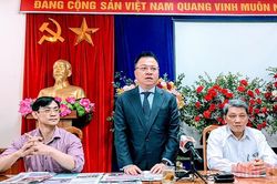 Tổng Biên tập Báo Nhân Dân Lê Quốc Minh thăm và làm việc với Báo Hải Phòng
