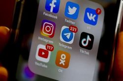 Nga dán mác 'cực đoan' đối với Facebook và Instagram