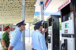 Chủ tịch UBND tỉnh An Giang chỉ đạo tăng cường giám sát hoạt động kinh doanh và đảm bảo nguồn cung xăng, dầu