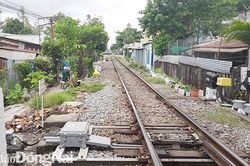 Phối hợp bảo vệ hành lang an toàn đường sắt