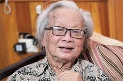 Biển chiều nay còn hát?